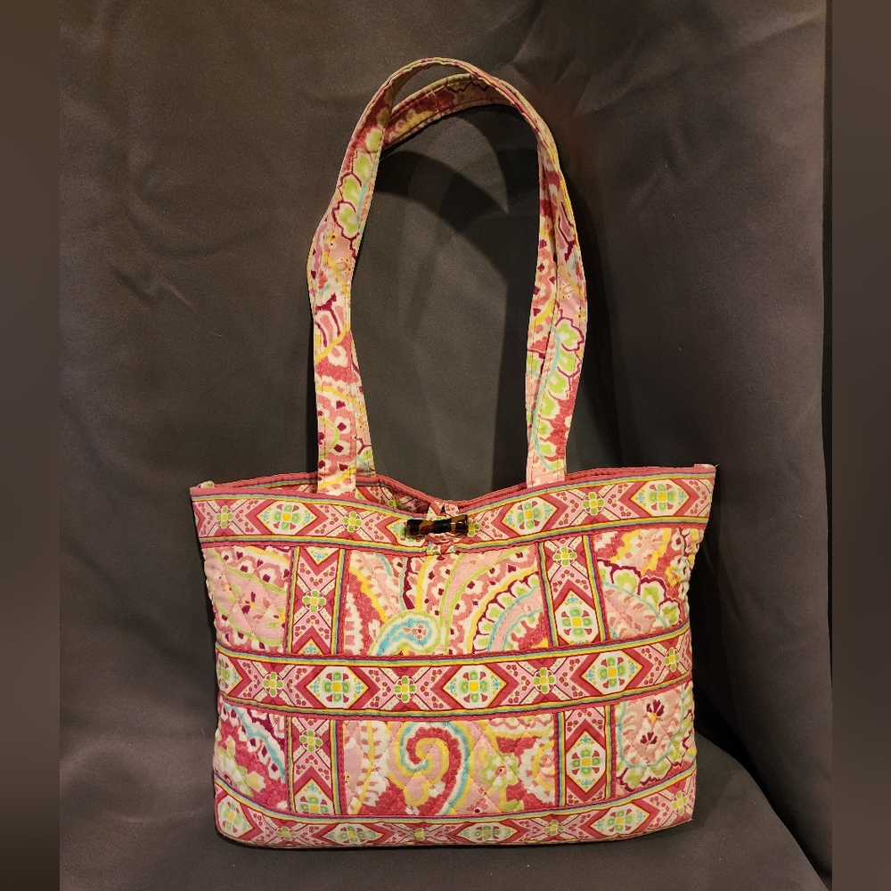 Paisley Quilted Woman Shoulder Bag.Great condition